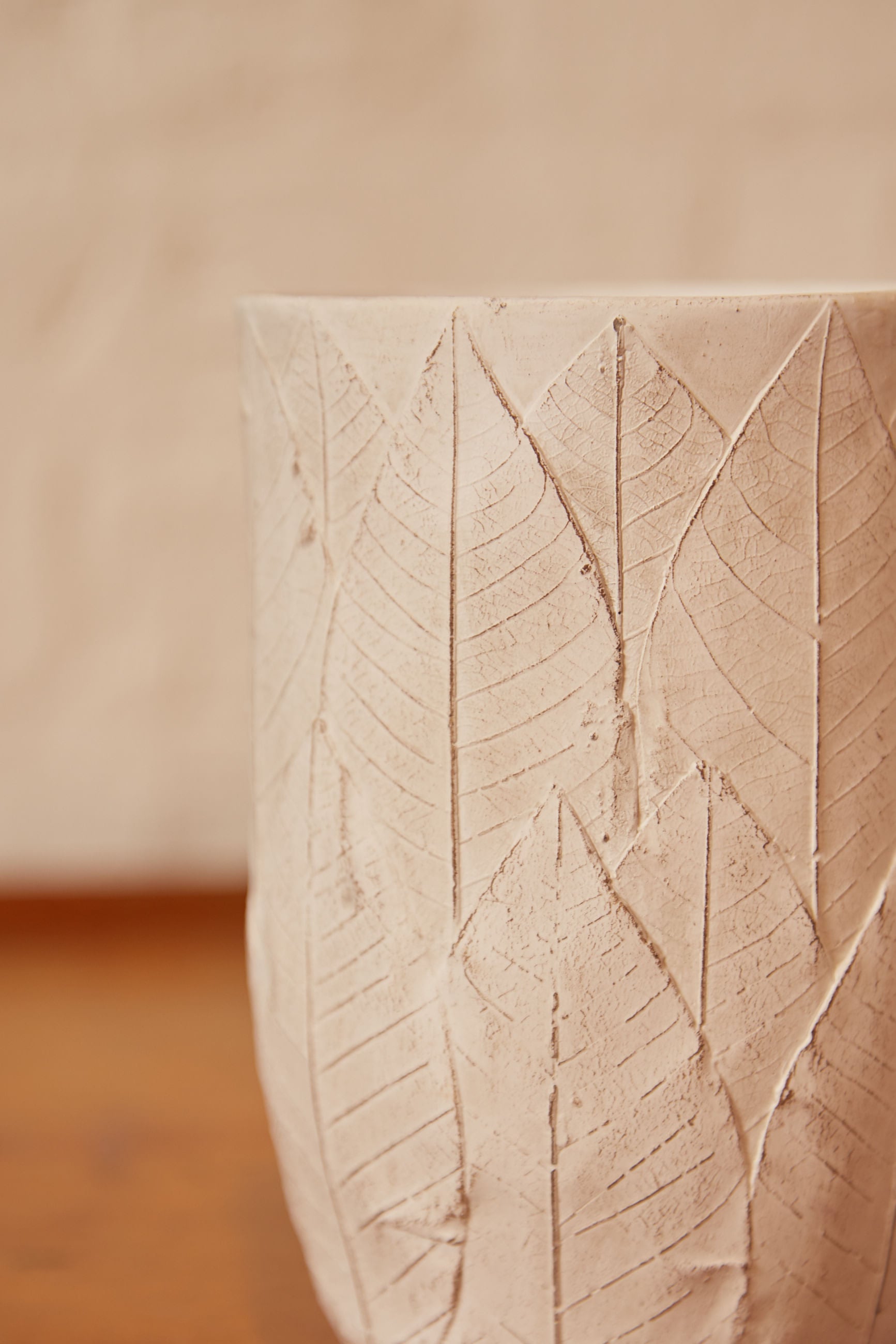 Embossed Leaf Vase - Detail 2