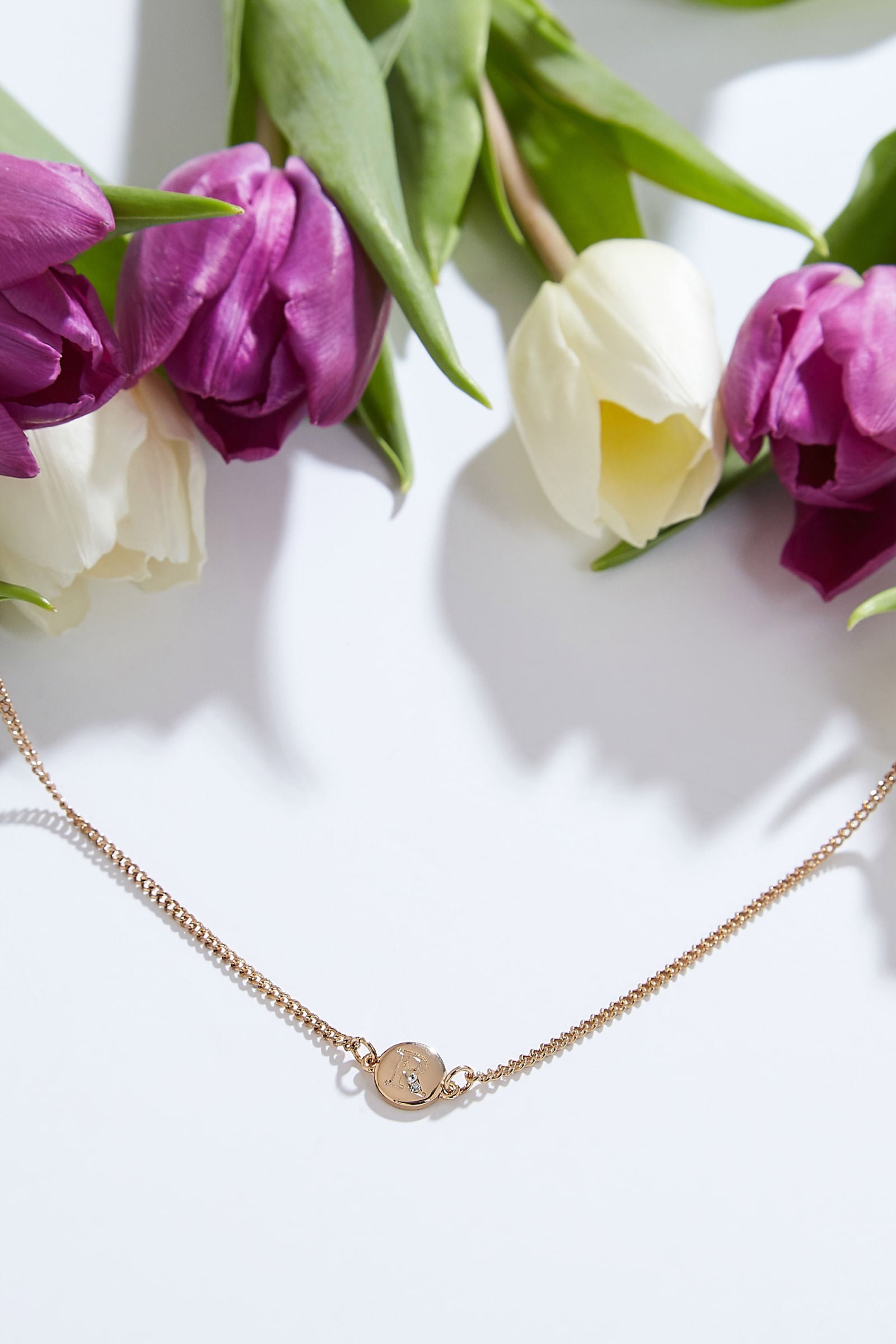 Louche Letter Disc Necklace  Gold - Detail 5