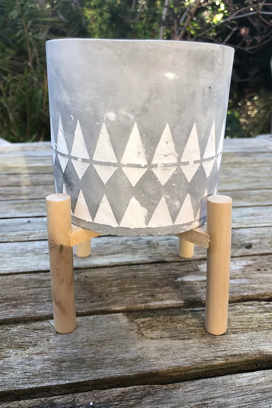 Large Embossed Diamond Concrete Candle With Stand