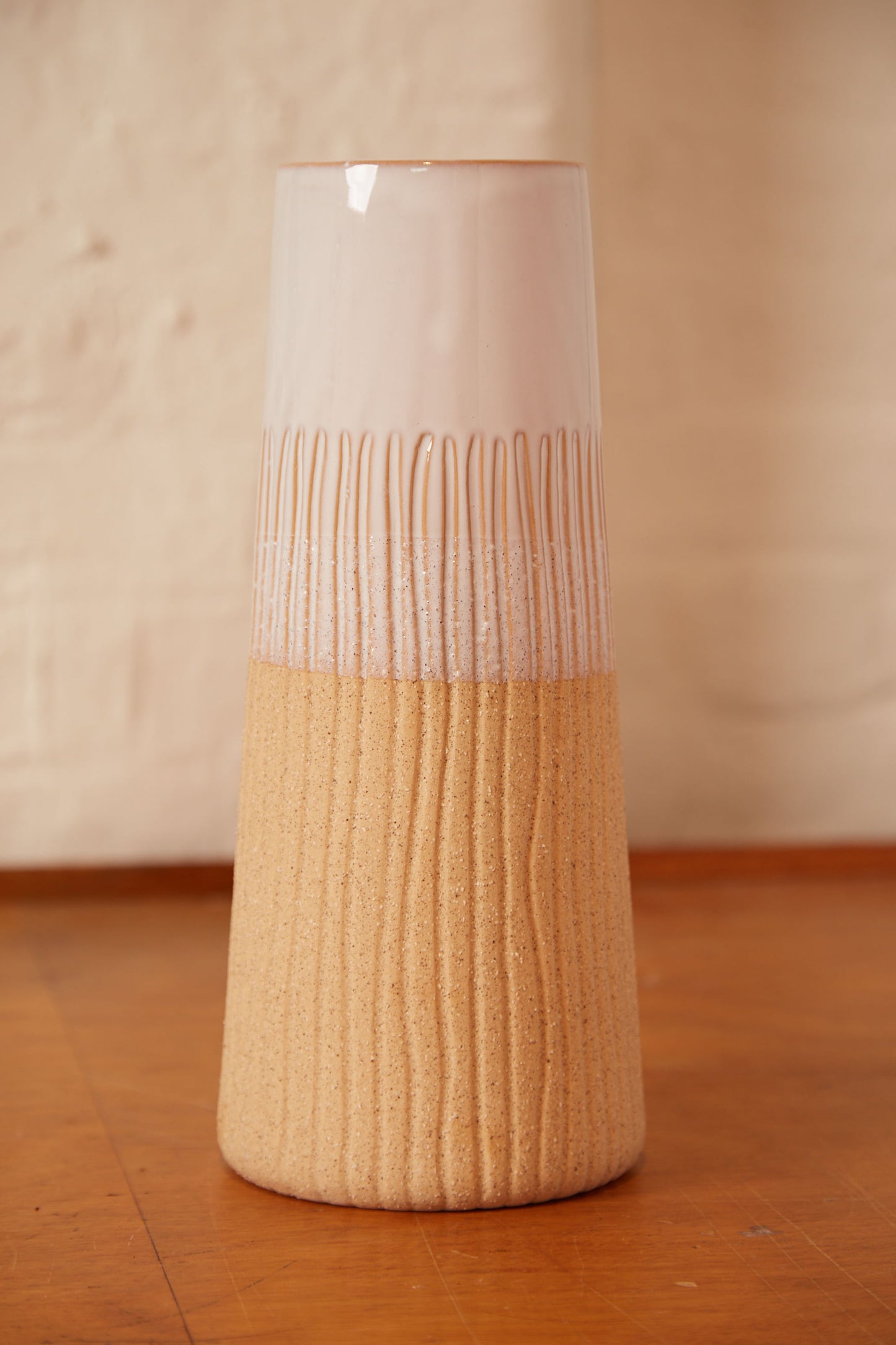 White / Terracotta