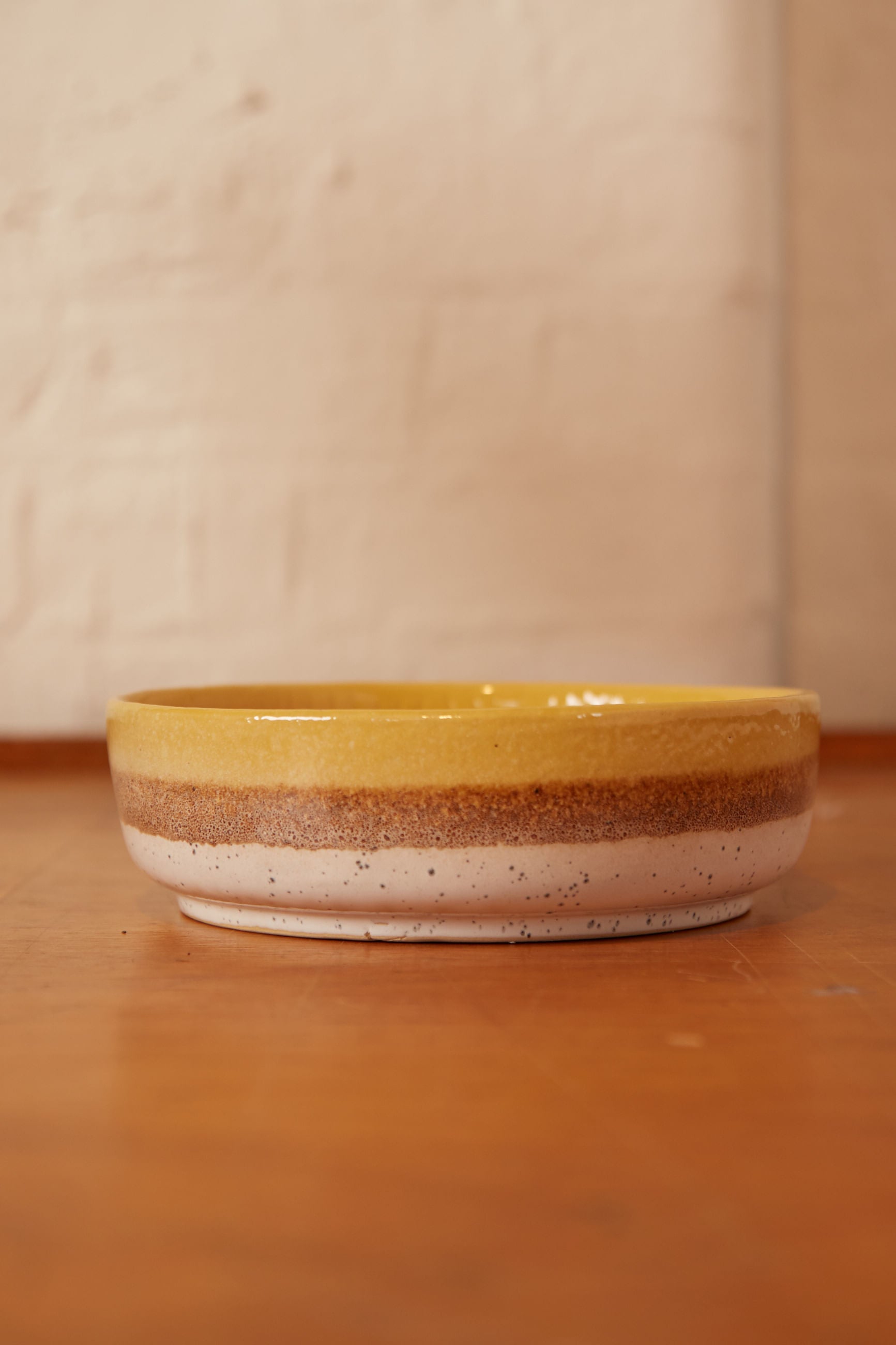 Ombre Glaze Fruit Bowl - Detail 1