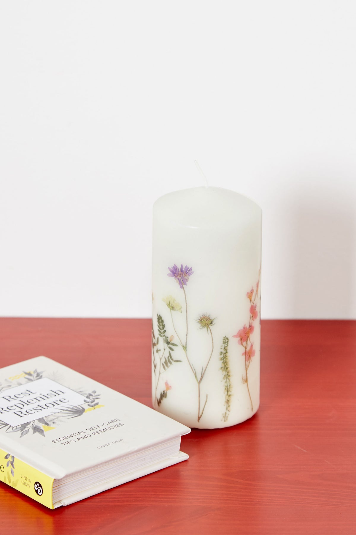 Chamomile Blush Scented Decorative Candle