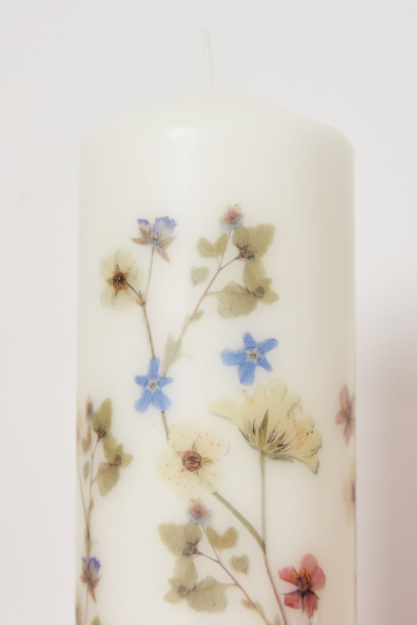 Peony & Primrose Scented Decorative Candle
