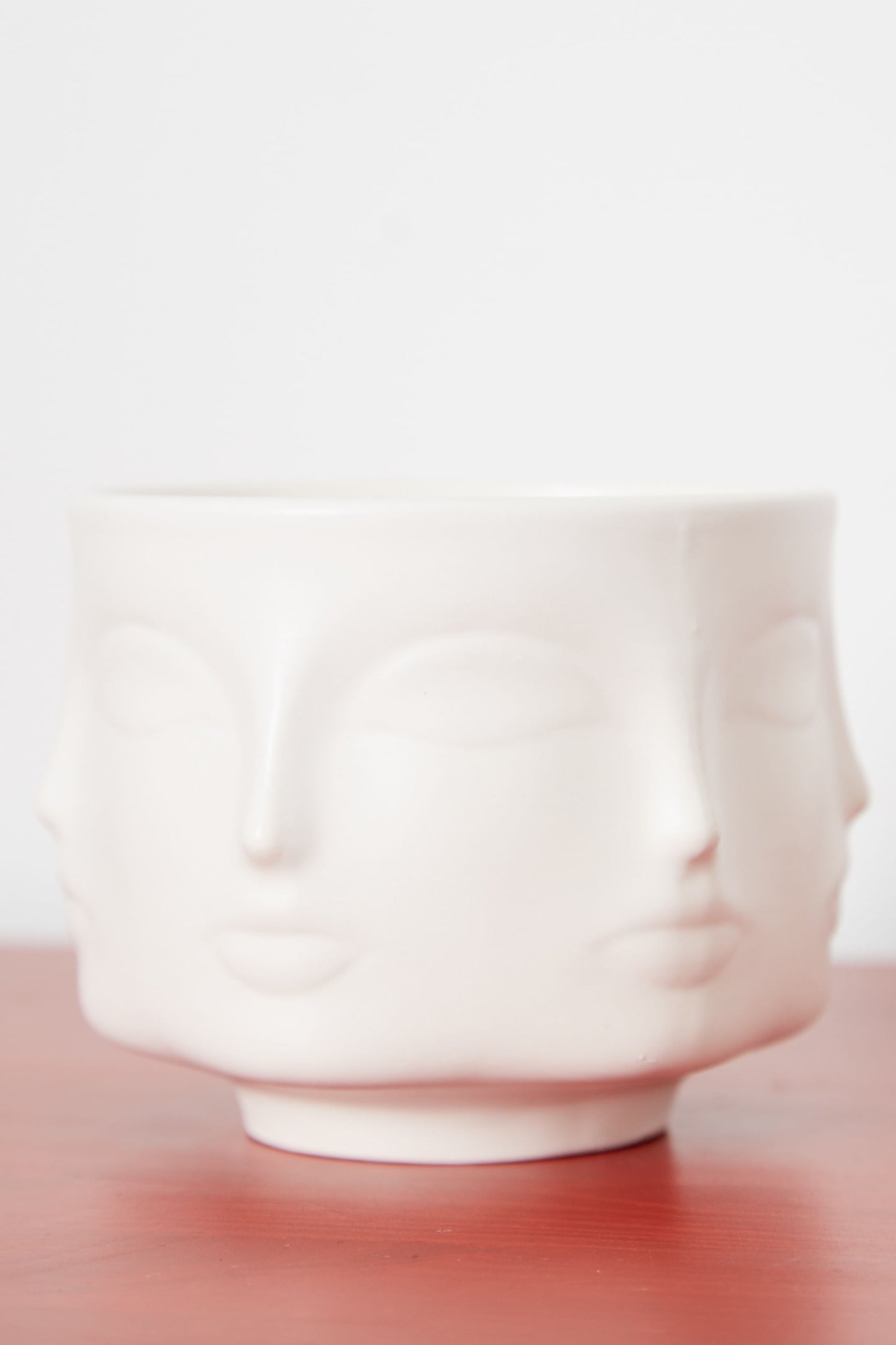 Relief Face White Orchid Scented Candle