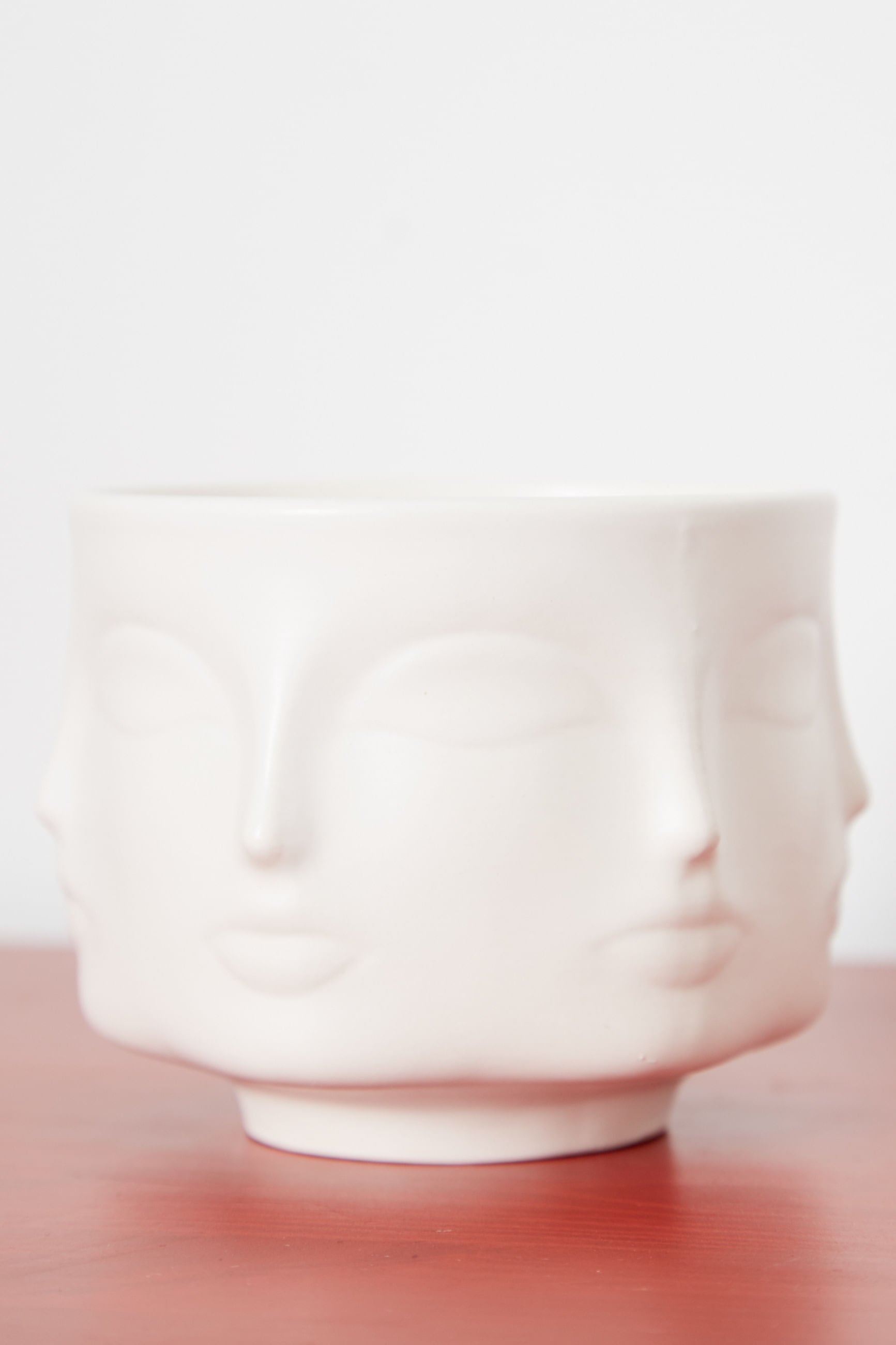 Relief Face White Orchid Scented Candle - Detail 2