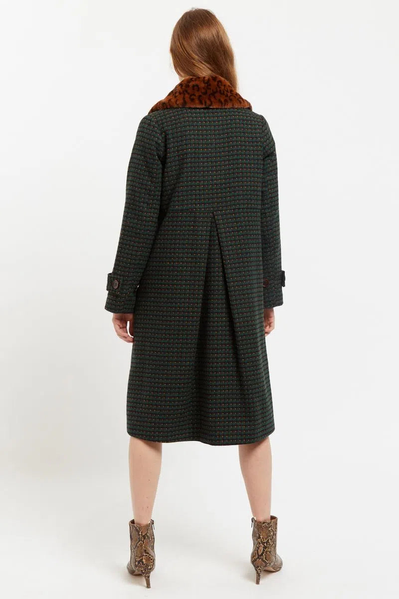 Check coat fur collar top