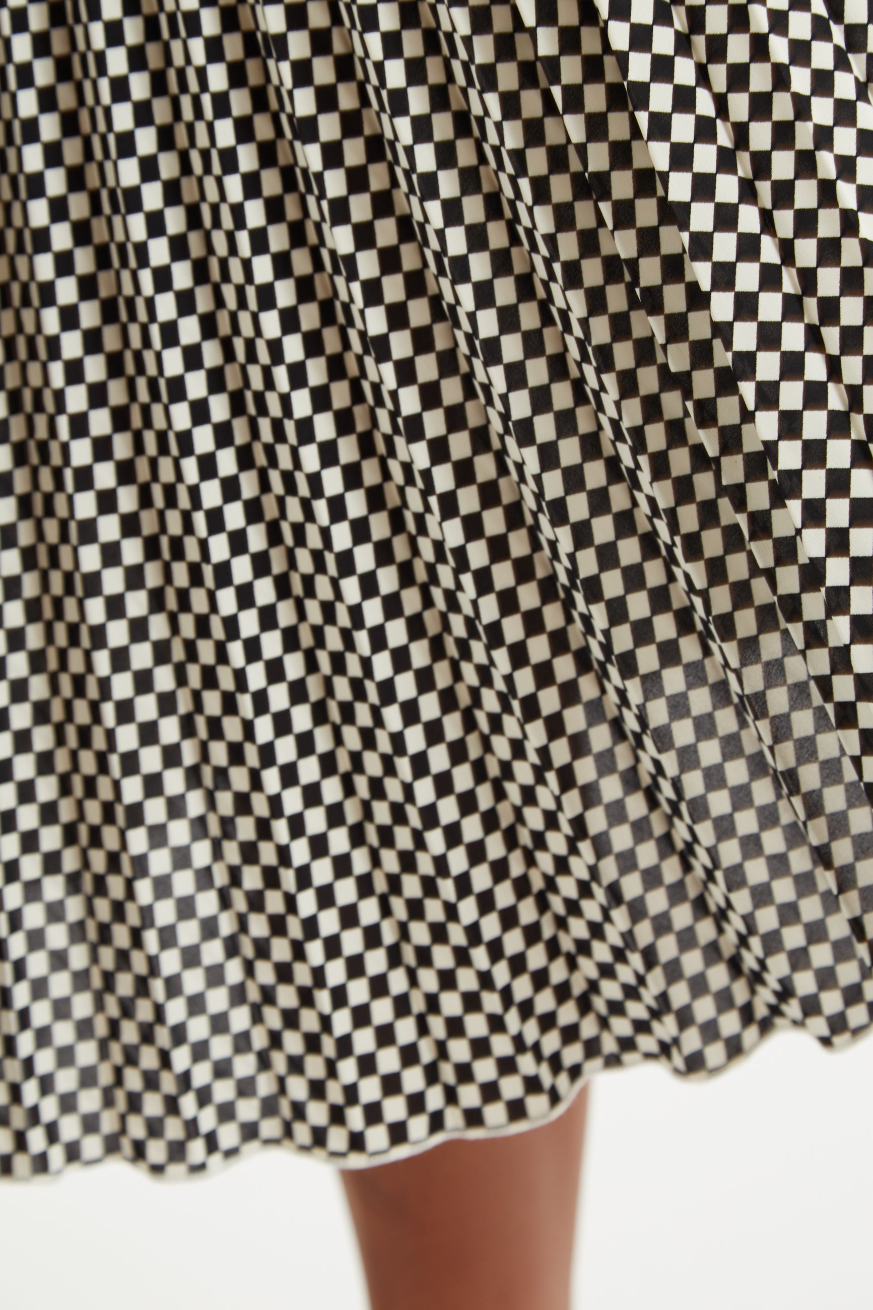 Sabina Diamonds Forever Print Pleated Midi Skirt