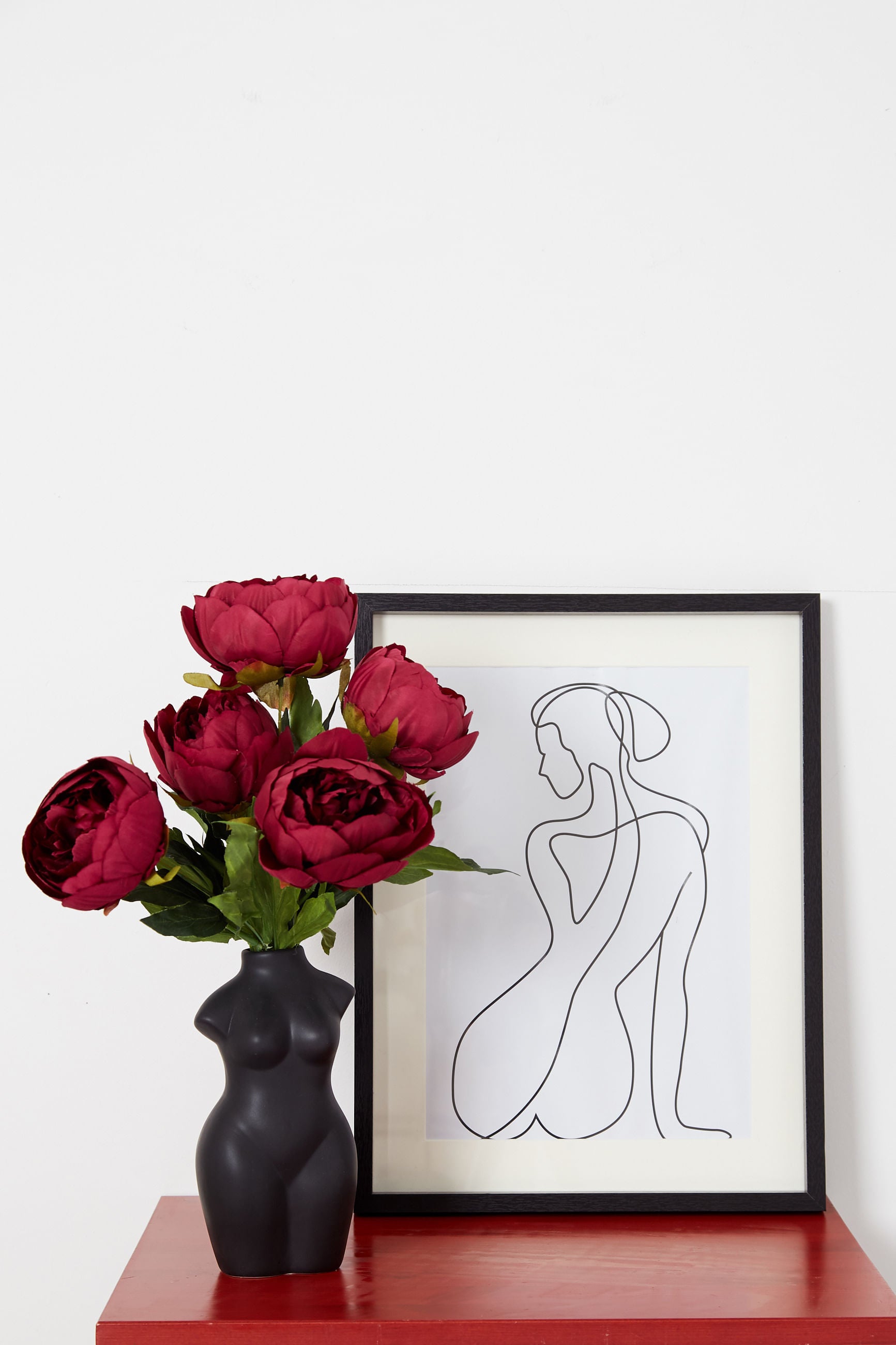 Sitting Woman Framed Wall Art - Detail 1