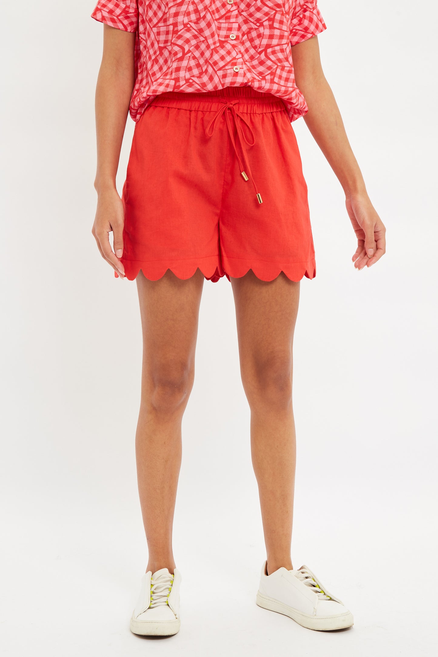 Louche Vessa Scalloped Hem Pull On Shorts