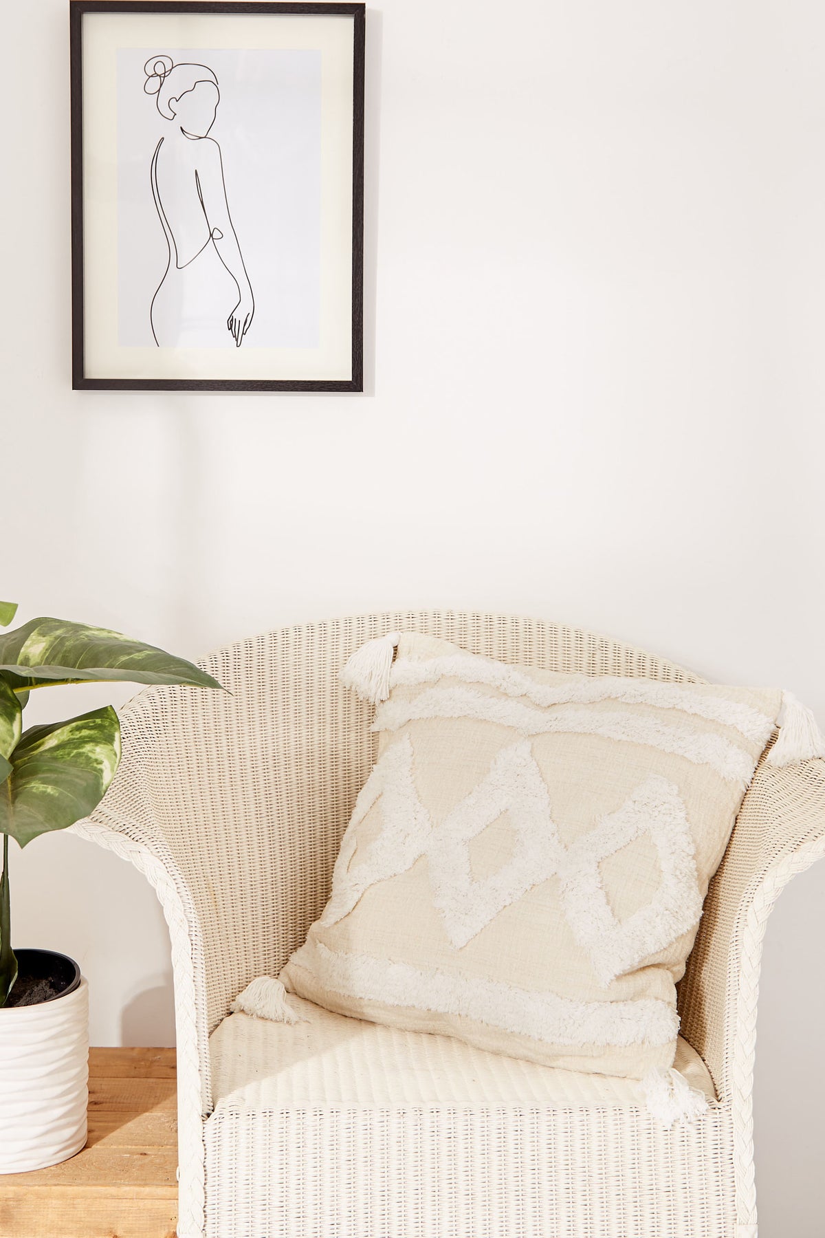 Ruffle Cushion Diamond
