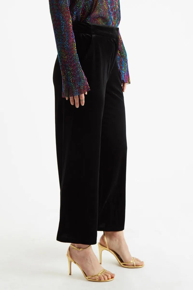 Elina Velvet Straight Leg Trouser Black - Detail 1