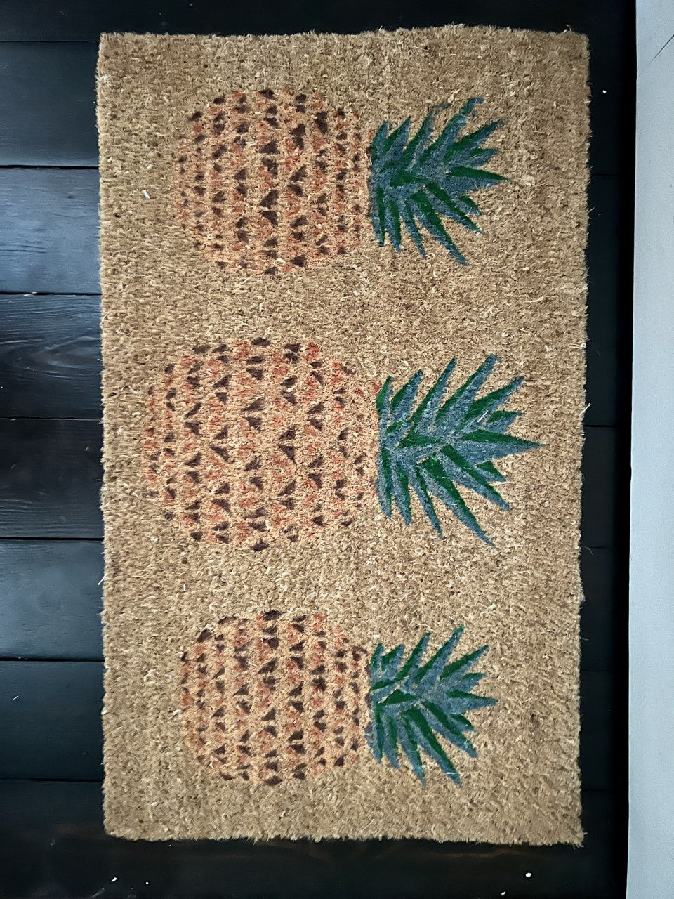 Pineapple door mat