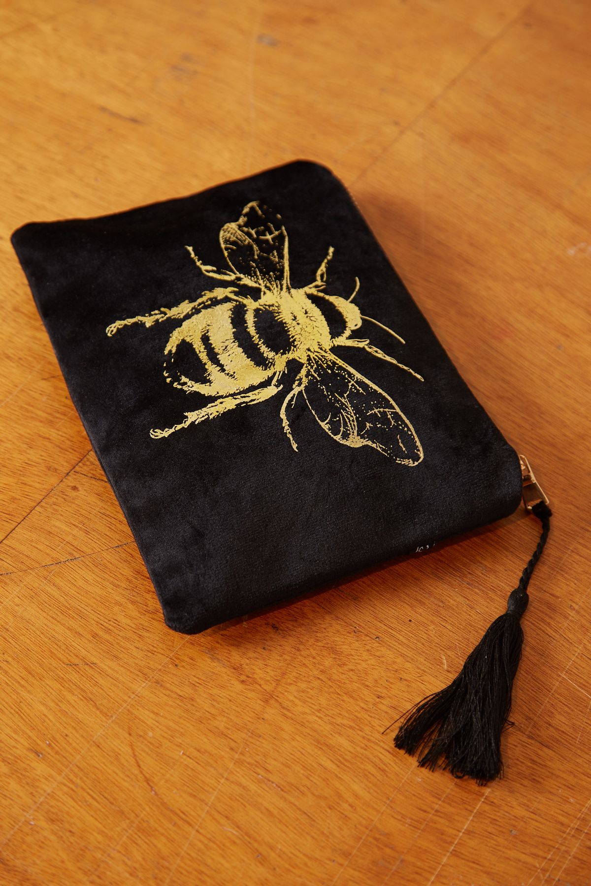 Single Gold Bee Velvet Make Up Bag